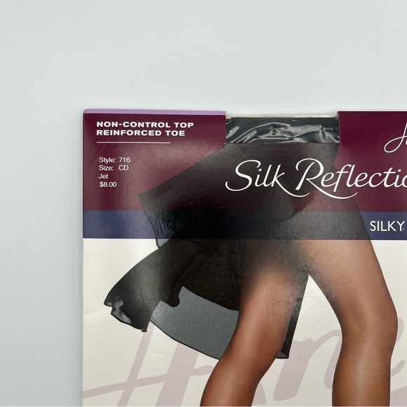 Hanes Silk Reflections Silky Sheer Pantyhose - Picture 6 of 8